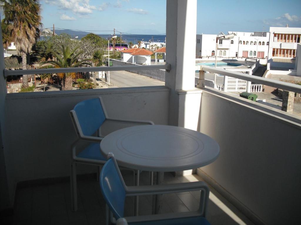 Antonis Hotel Kéfalos Extérieur photo