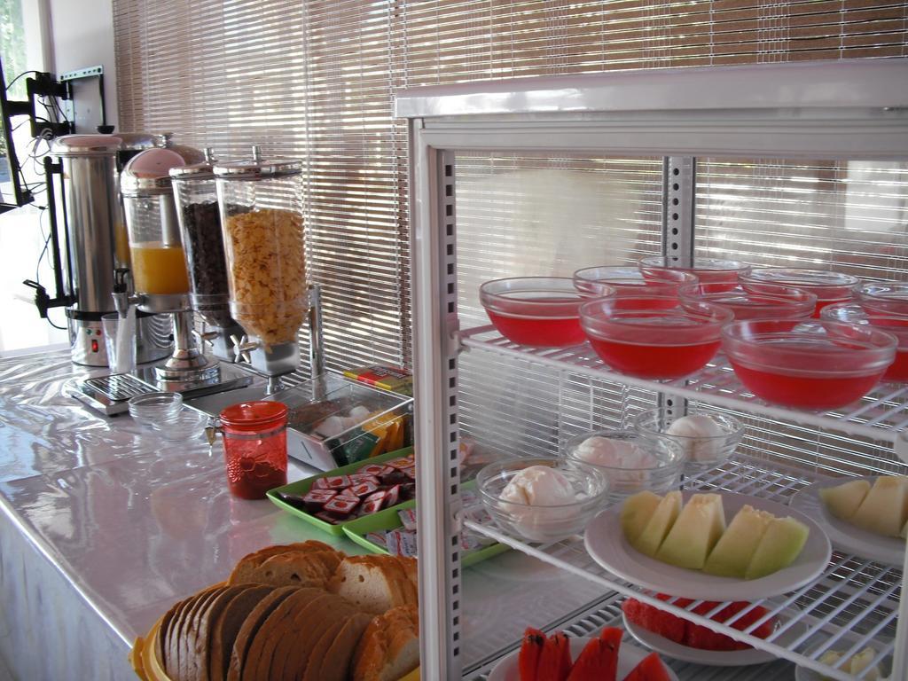 Antonis Hotel Kéfalos Extérieur photo